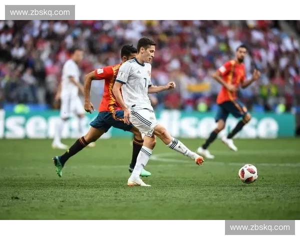 西班牙足球豪门球队的辉煌历程与未来发展展望